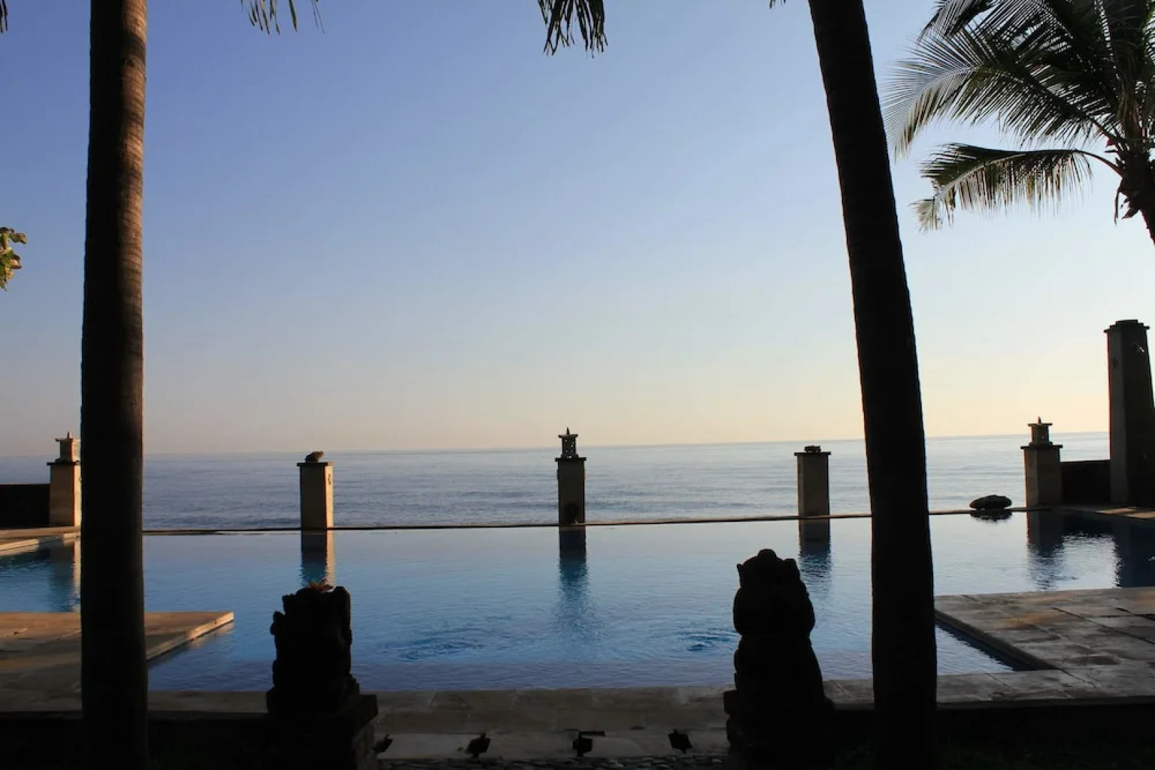 The Ning Beach & Villa