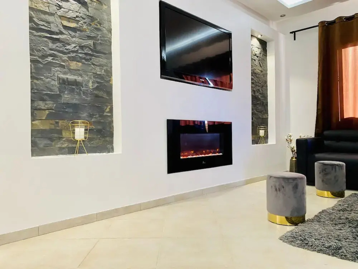 Luxury Apartment on the Marina