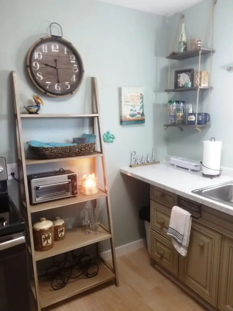 Come Friday Cottages on the Bay