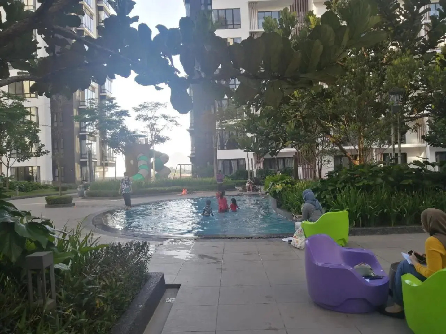 13 pax Midhills pool view free WIFI