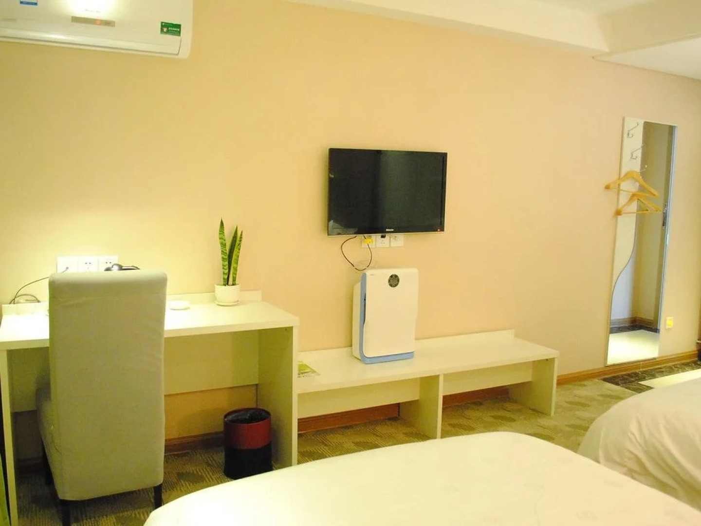 Dianliandian Health Hotel Zhengzhou