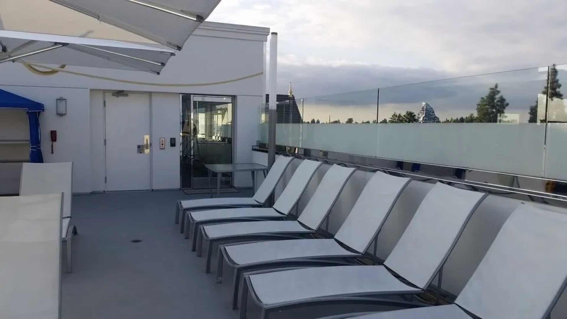 Carousel Inn and Suites