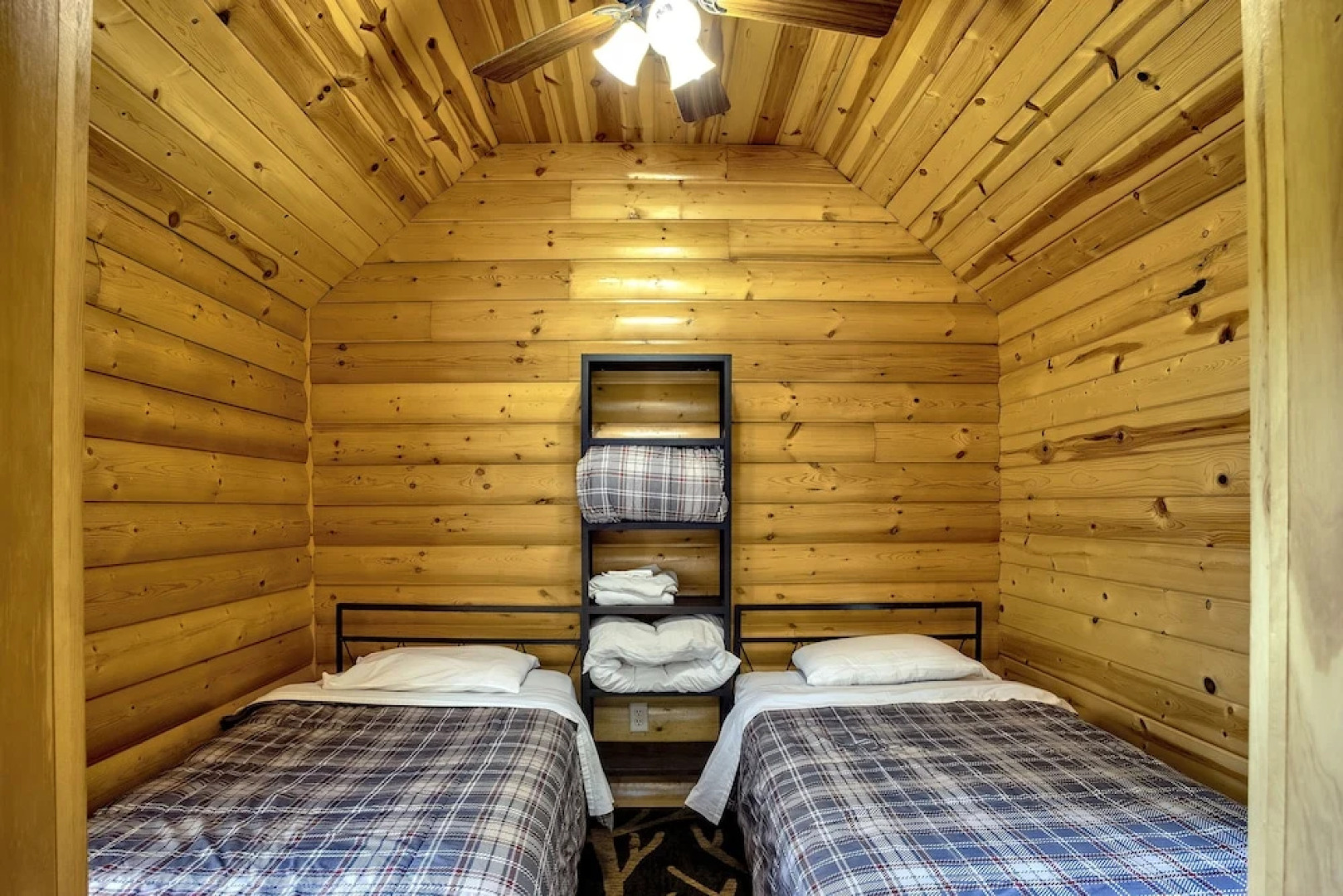 Big River Escape Riverside Cabins