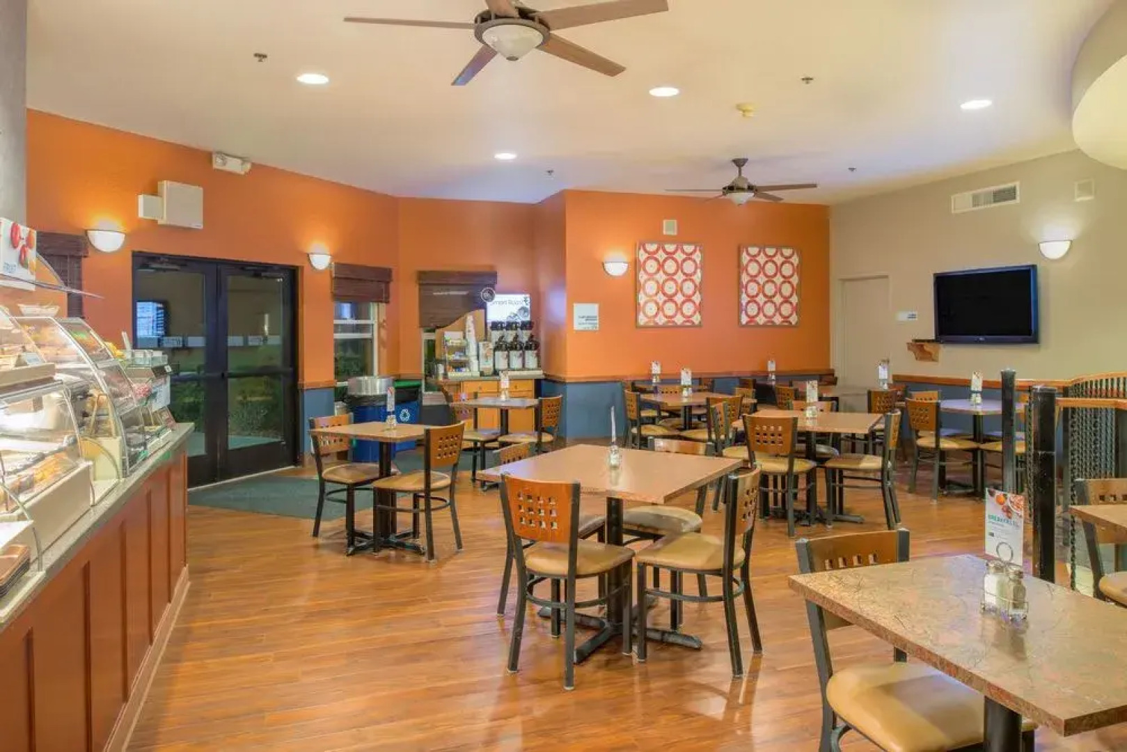 Holiday Inn Express Hotel & Suites Arcata/Eureka-Airport Area