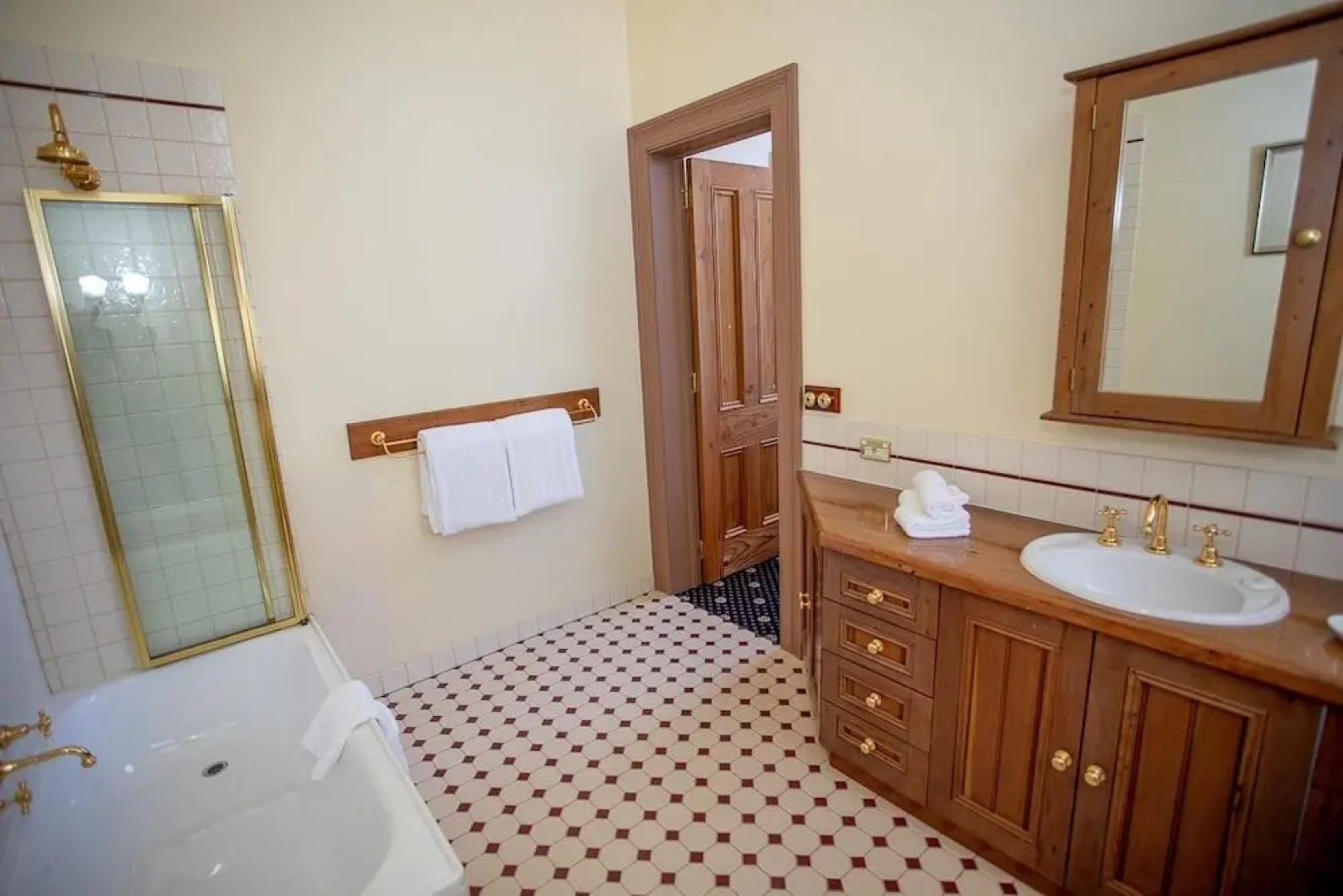 Echuca Clocktower Apartments - Adult Only