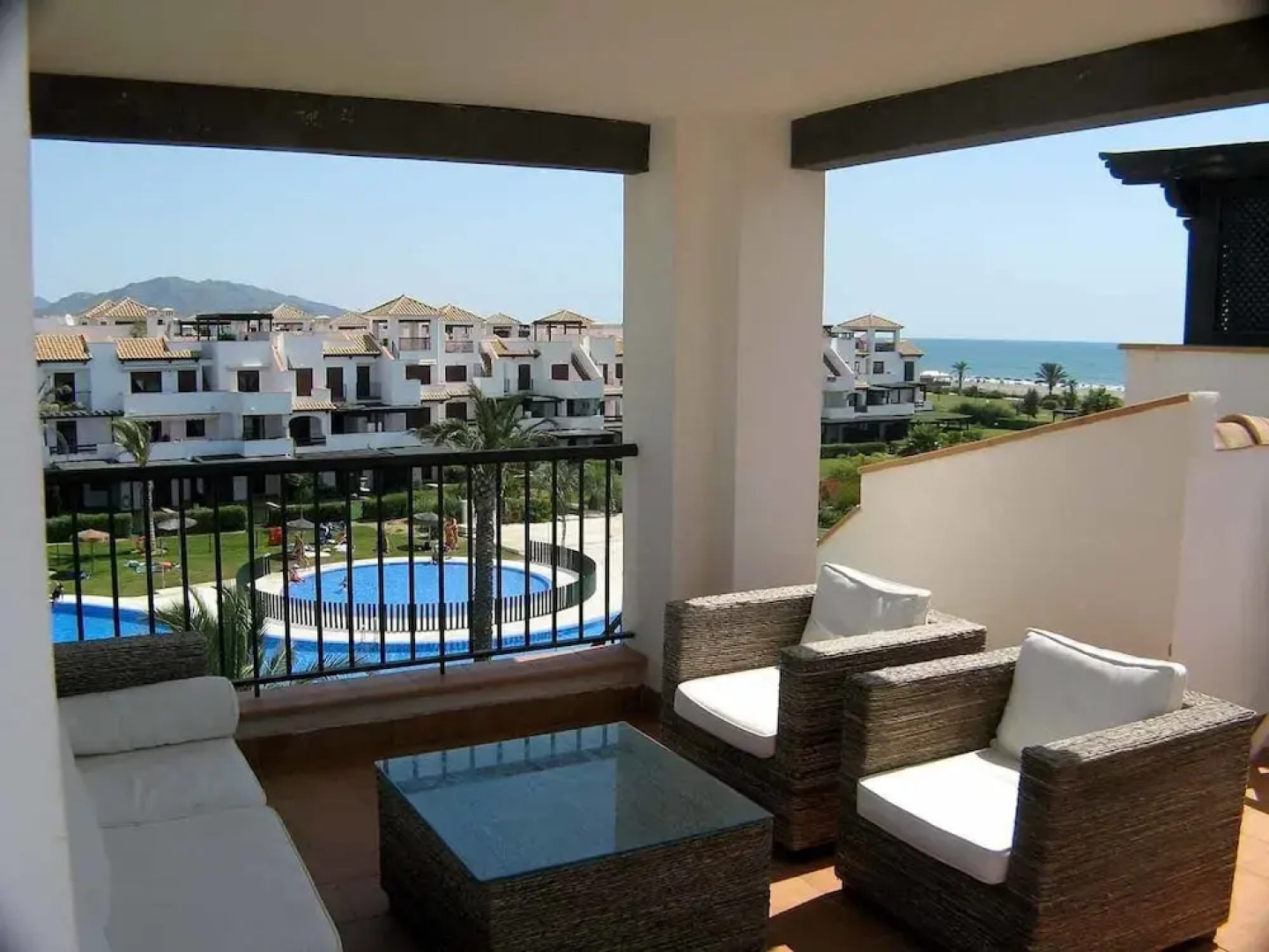 Venavera J12a - 2 Dorm 1 Bath Attic Beachfront