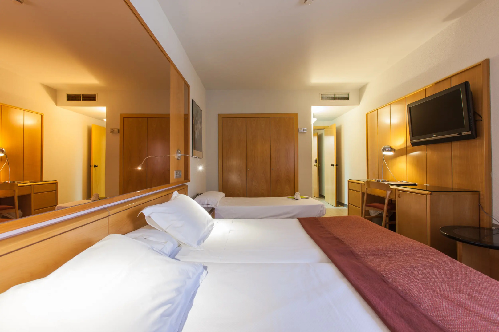 Hotel Silken Rona Dalba