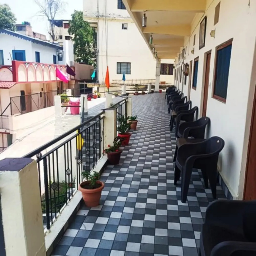 Hotel Tribhuwan by Goroomgo