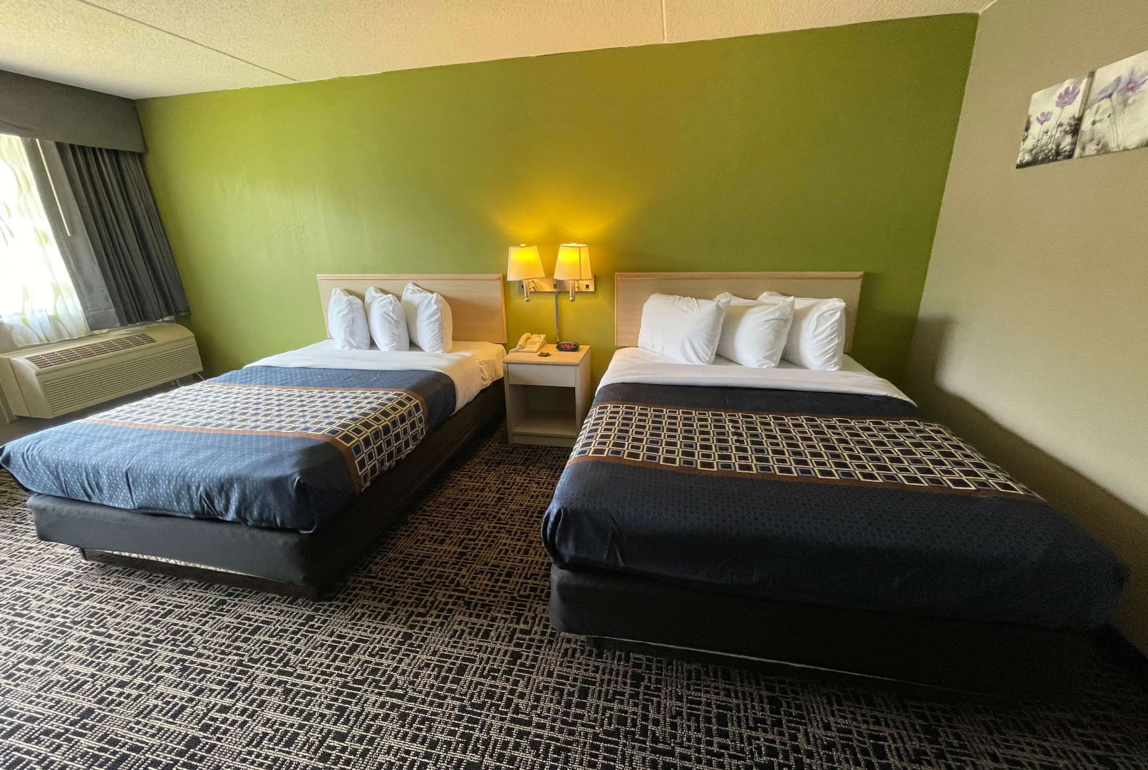 Wingate by Wyndham Lake George