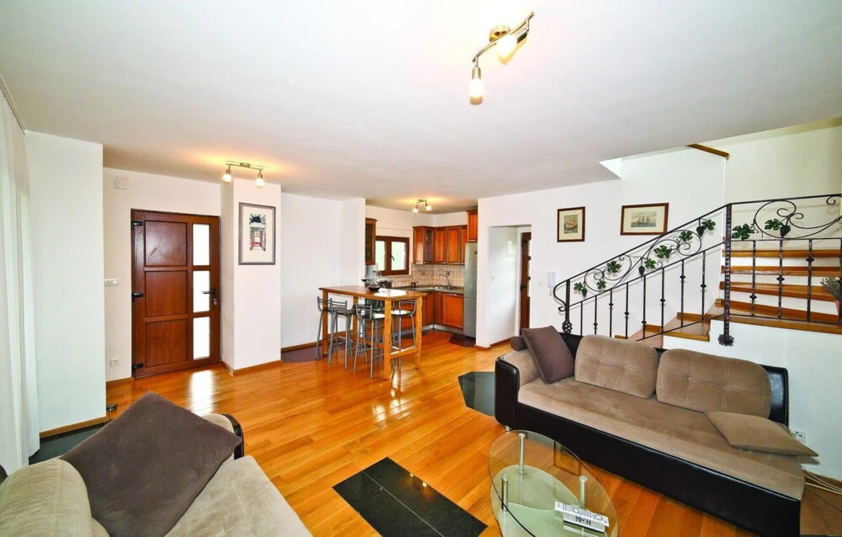 Nice Home in Plano With Wifi and 3 Bedrooms