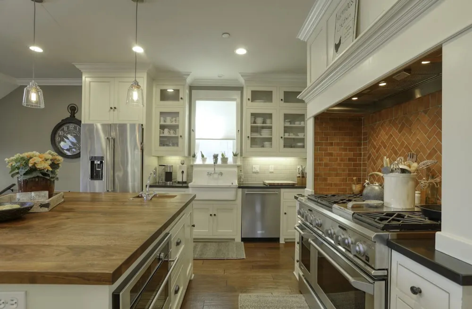 552 Paseo Street 4 Bedroom Home by Redawning