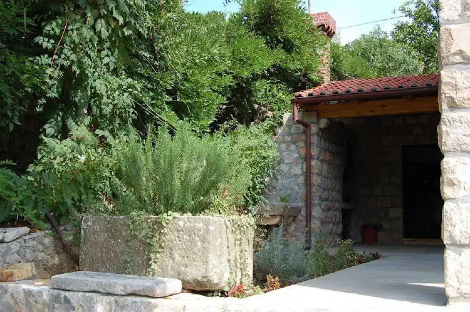 Stone House Kalamota