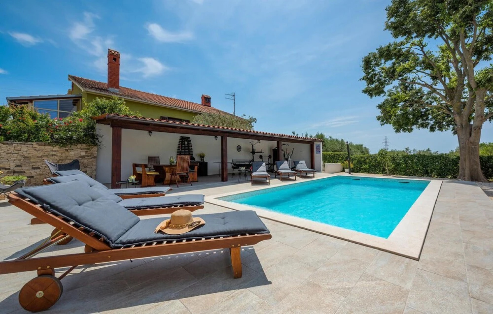 Awesome Home in Galizana With Wifi and 3 Bedrooms