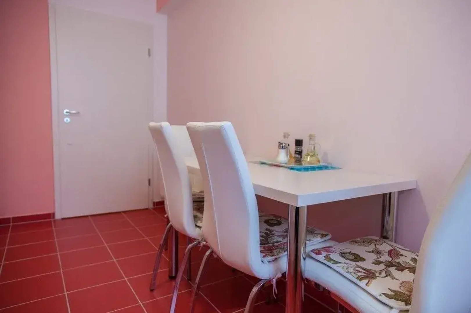 Brasov Holiday Apartments Seasons