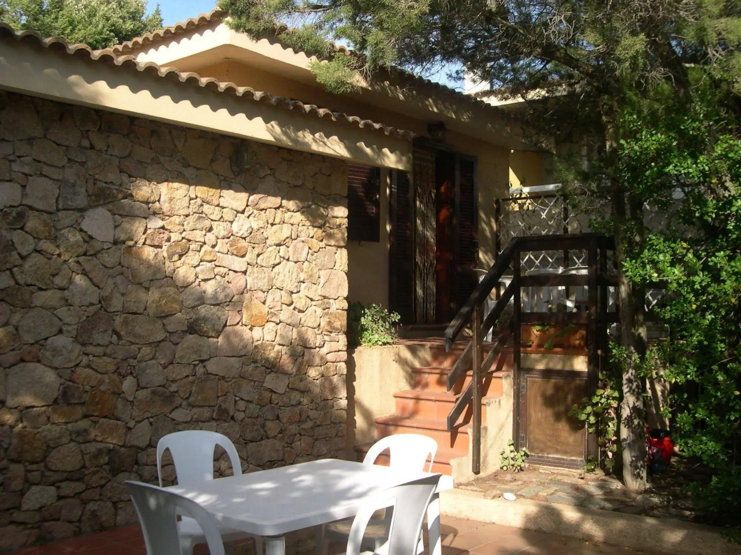 Villette Close Up Rena Majore