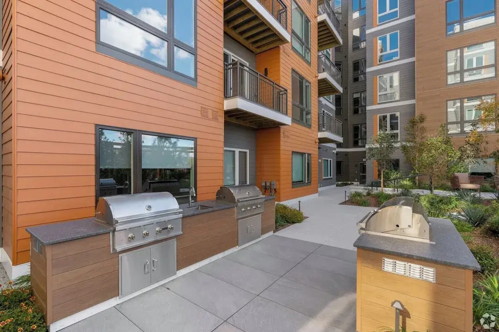 Luxury Apartments by Hyatus Boston Somerville