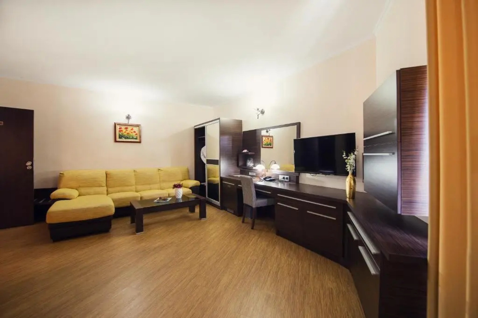 Family Hotel Spa Hebar