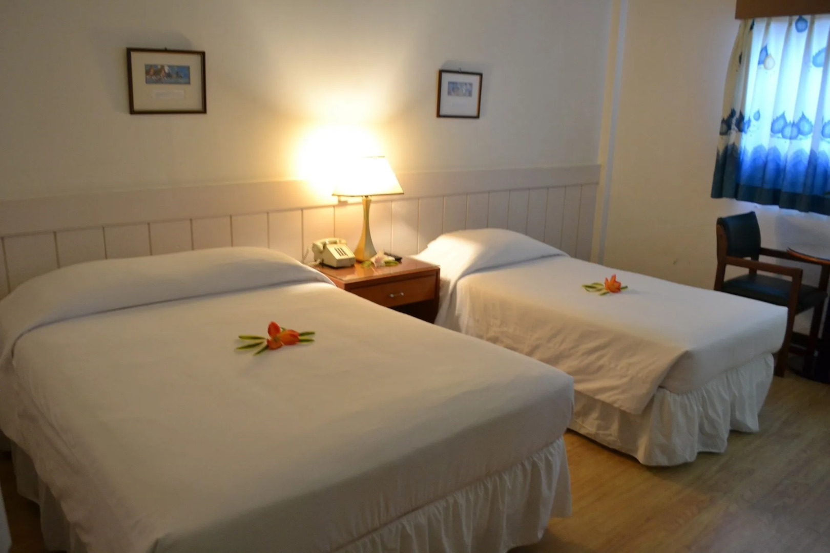 West Plaza Hotel Downtown