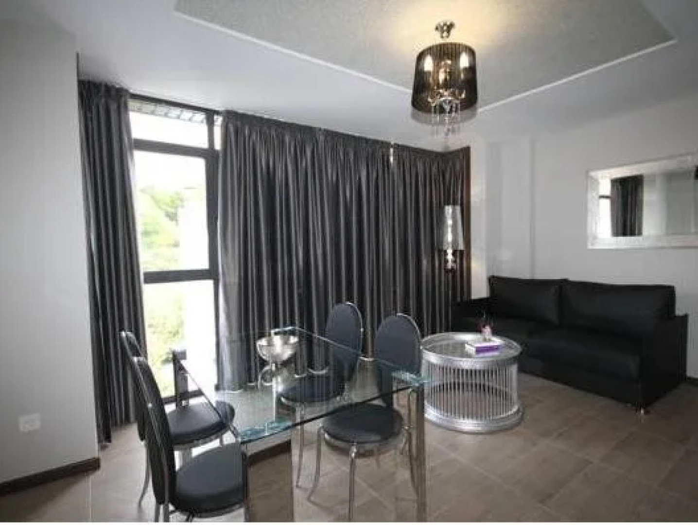 Apartamentos Alvear Suites