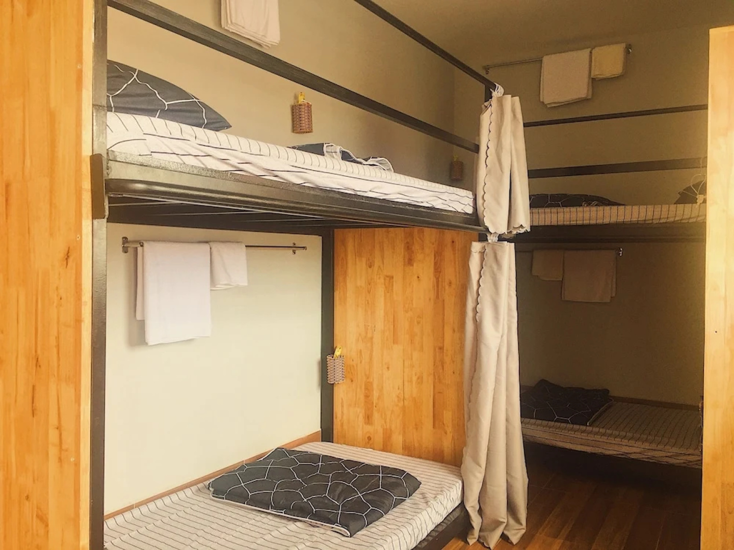 Amazon2 Hostel
