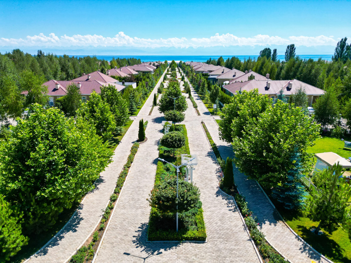 Kottedzh v Karven 4 sezona