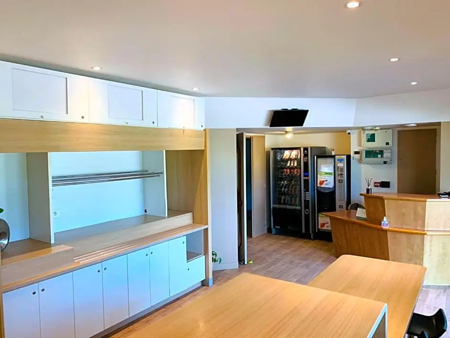 Lemon Hotel Plan de Campagne Marseille