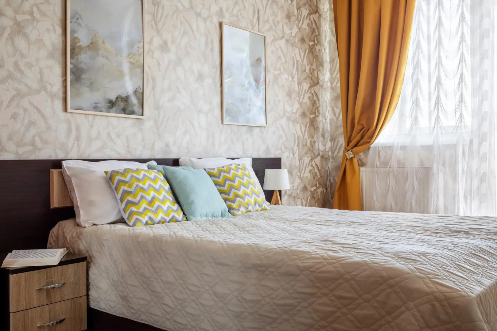 ПоСутки в Калининграде на улице Эпроновская