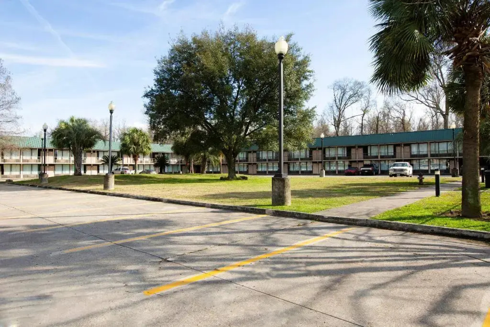 Port Allen Inn