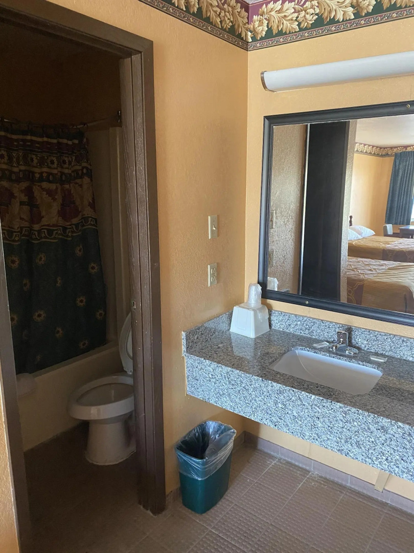 Executive Inn and Suites