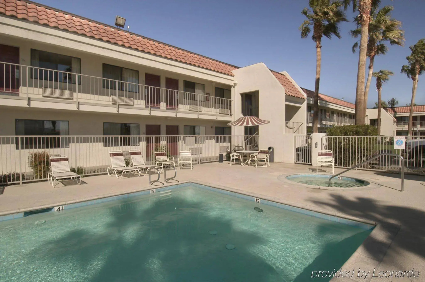 Rodeway Inn & Suites Thousand Palms - Rancho Mirage