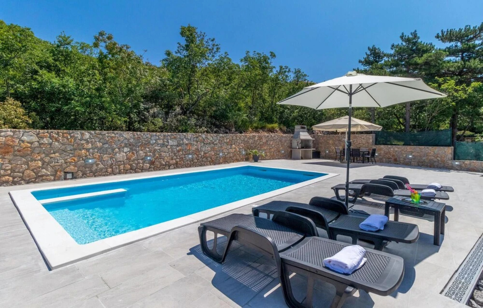 Amazing Home in Dramalj With Wifi and 2 Bedrooms