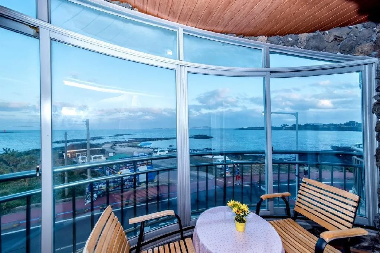 Jeju Padosoriminbak Pension