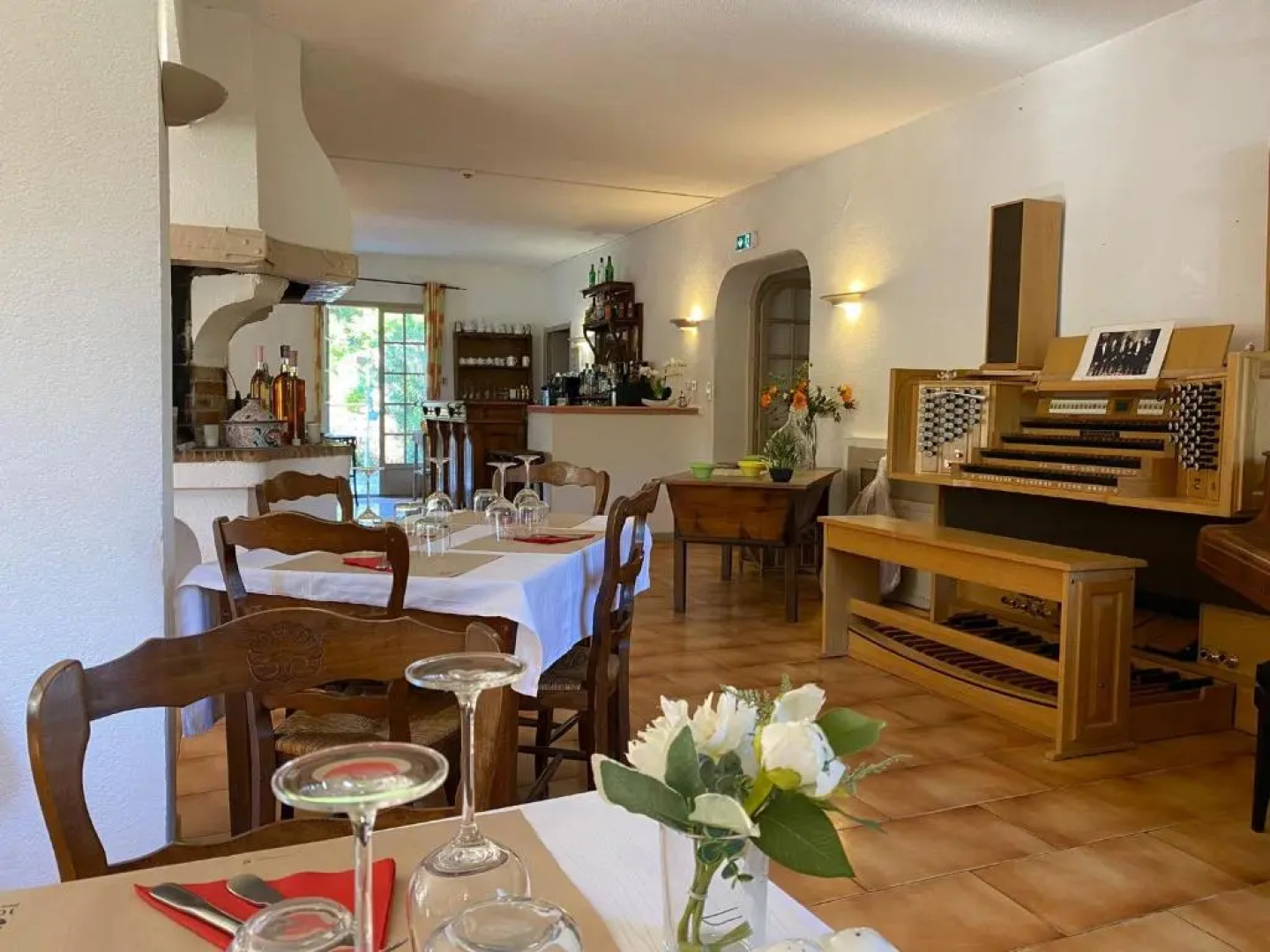 Human Hotel Résidence