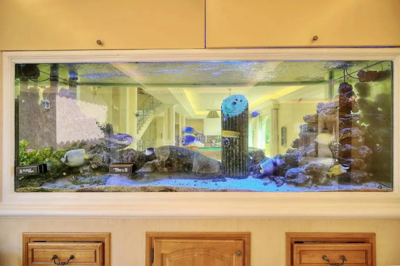 Suites de Prestige JACUZZI SAUNA HAMMAM PISCINE Mougins Cannes Grasse