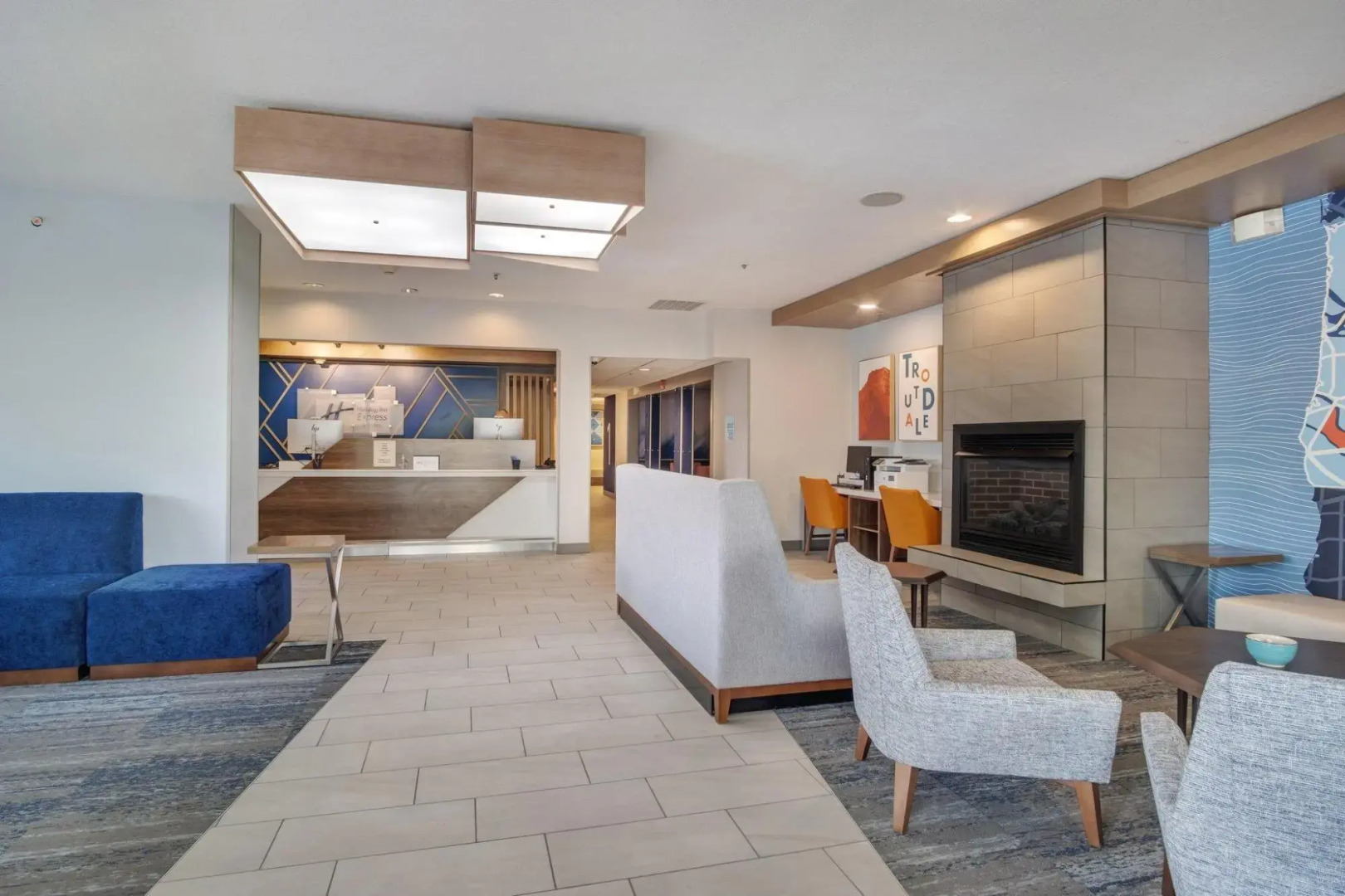 Comfort Inn & Suites-Columbia Gorge West