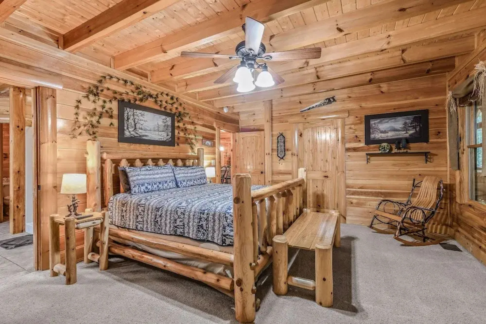 A Mountain Spirit 3 Bedroom Cabin by RedAwning