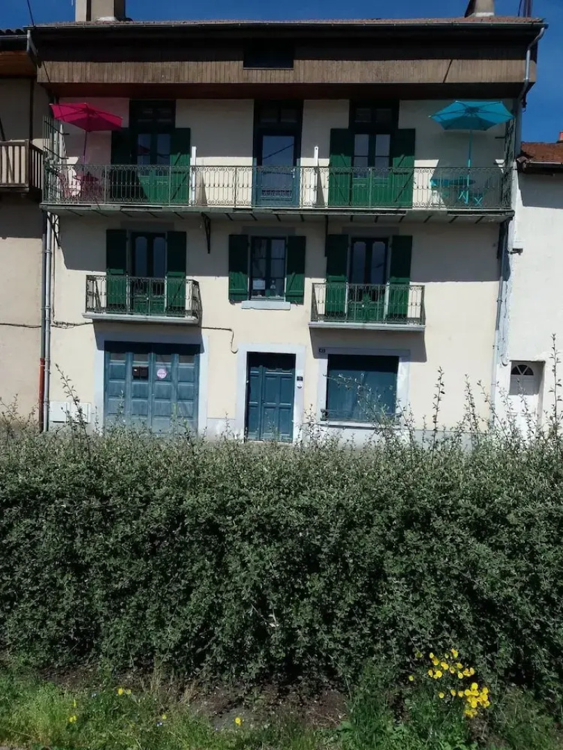 Apartment With one Bedroom in Aubin, With Enclosed Garden and Wifi - 53 km From the Slopes