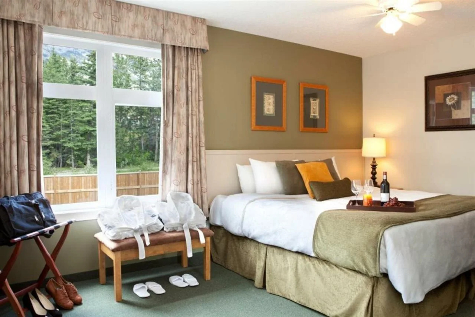 Windtower Lodge & Suites