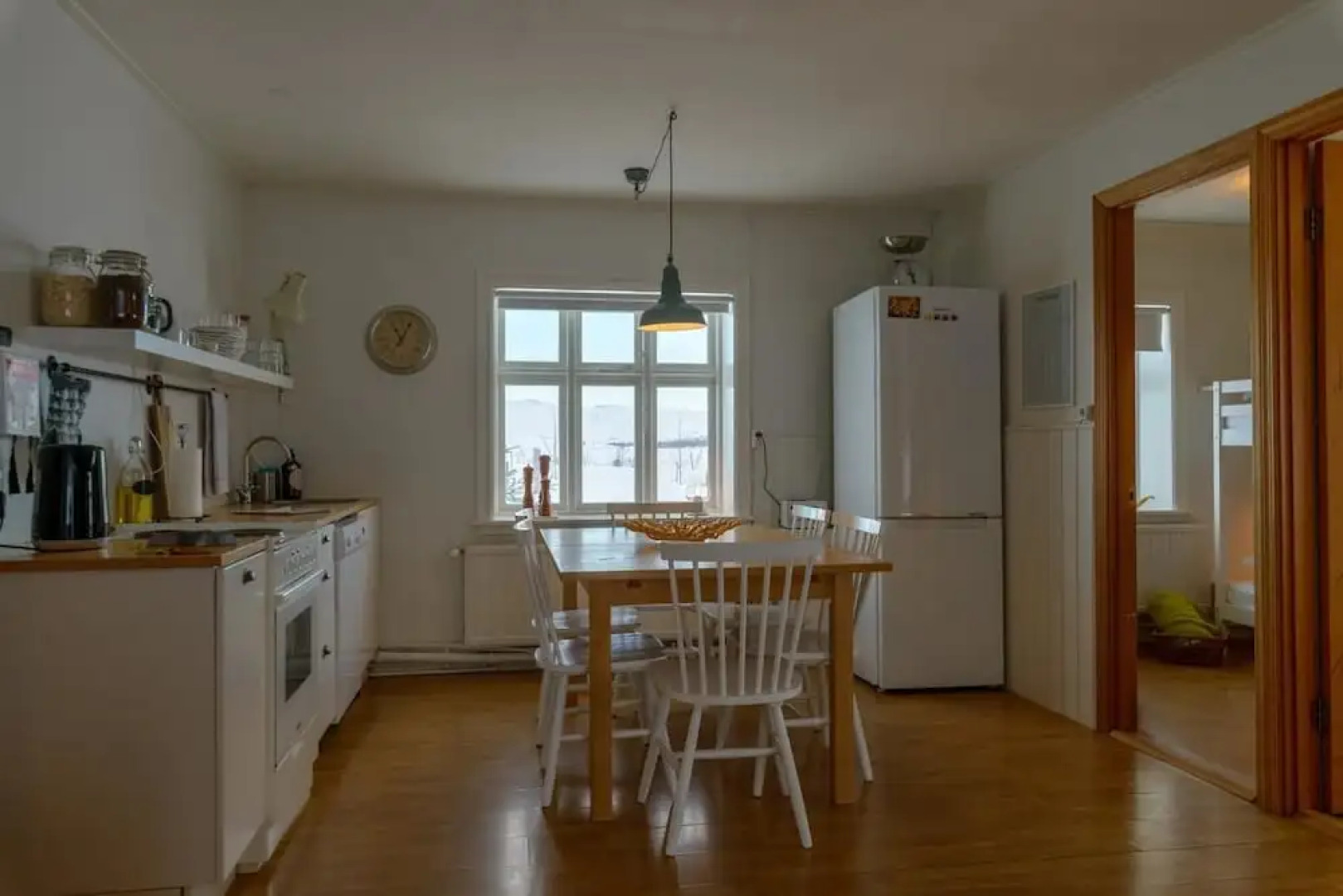 Gamla húsið - The old house