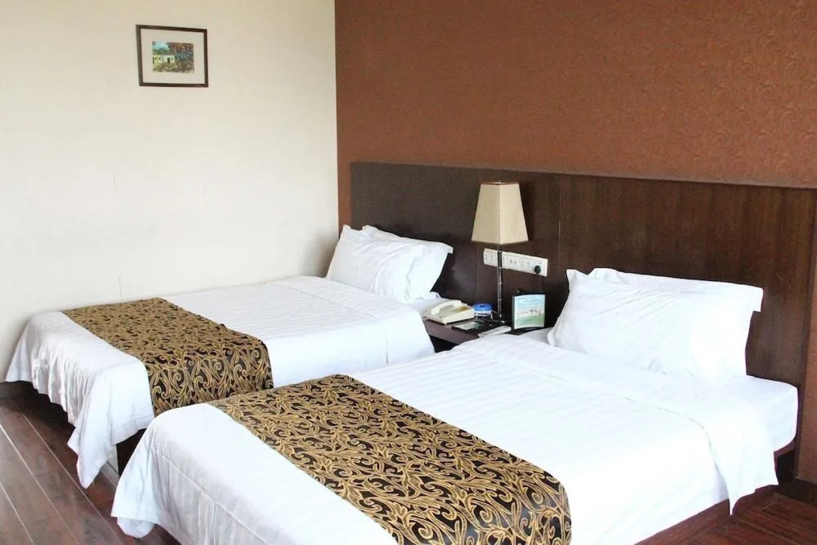 Grand River Garden Hotel