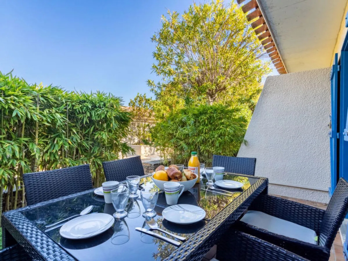 Cap Negre : Domaine de la Pinede 33542