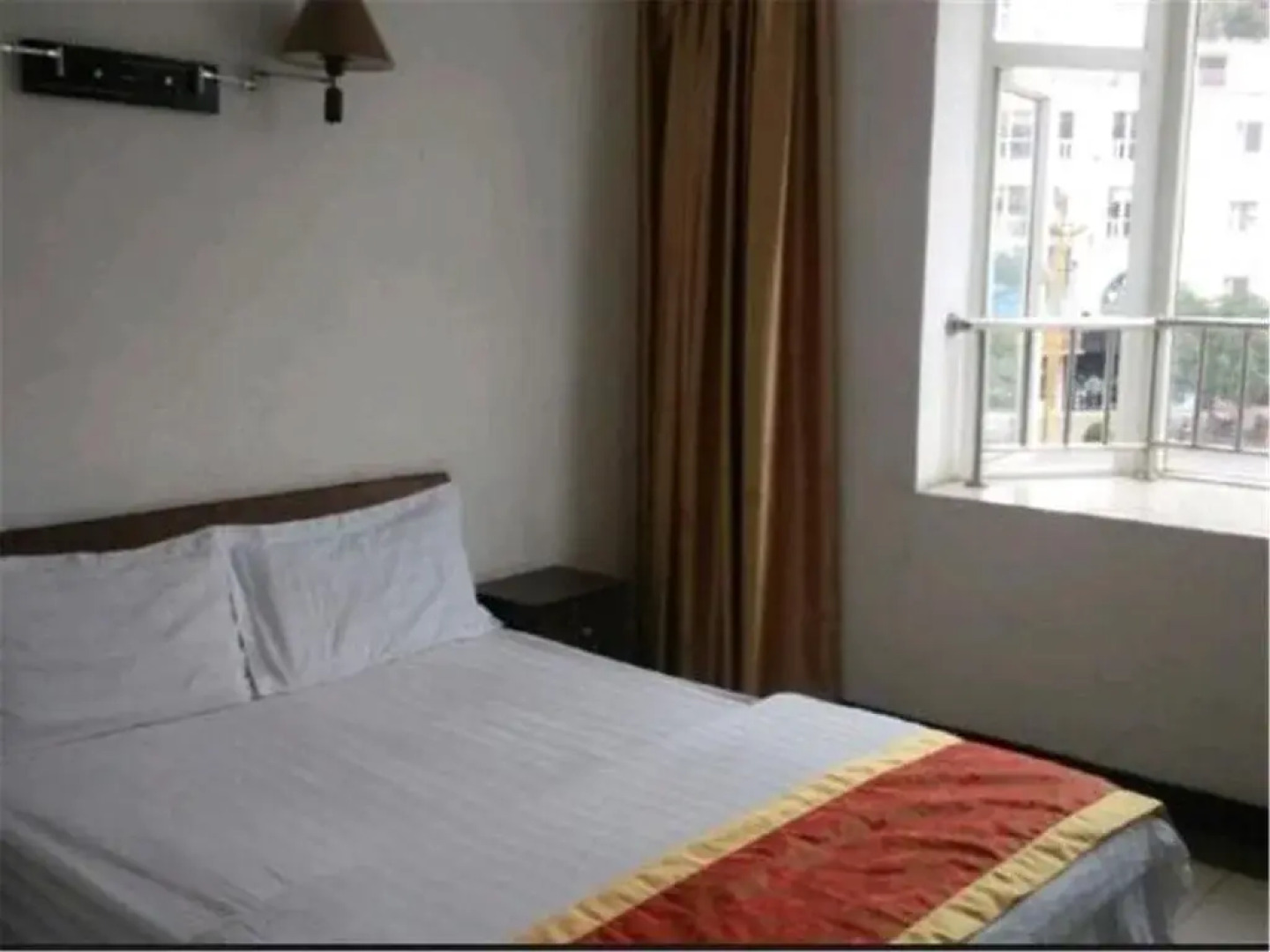 Yurui Business Hotel