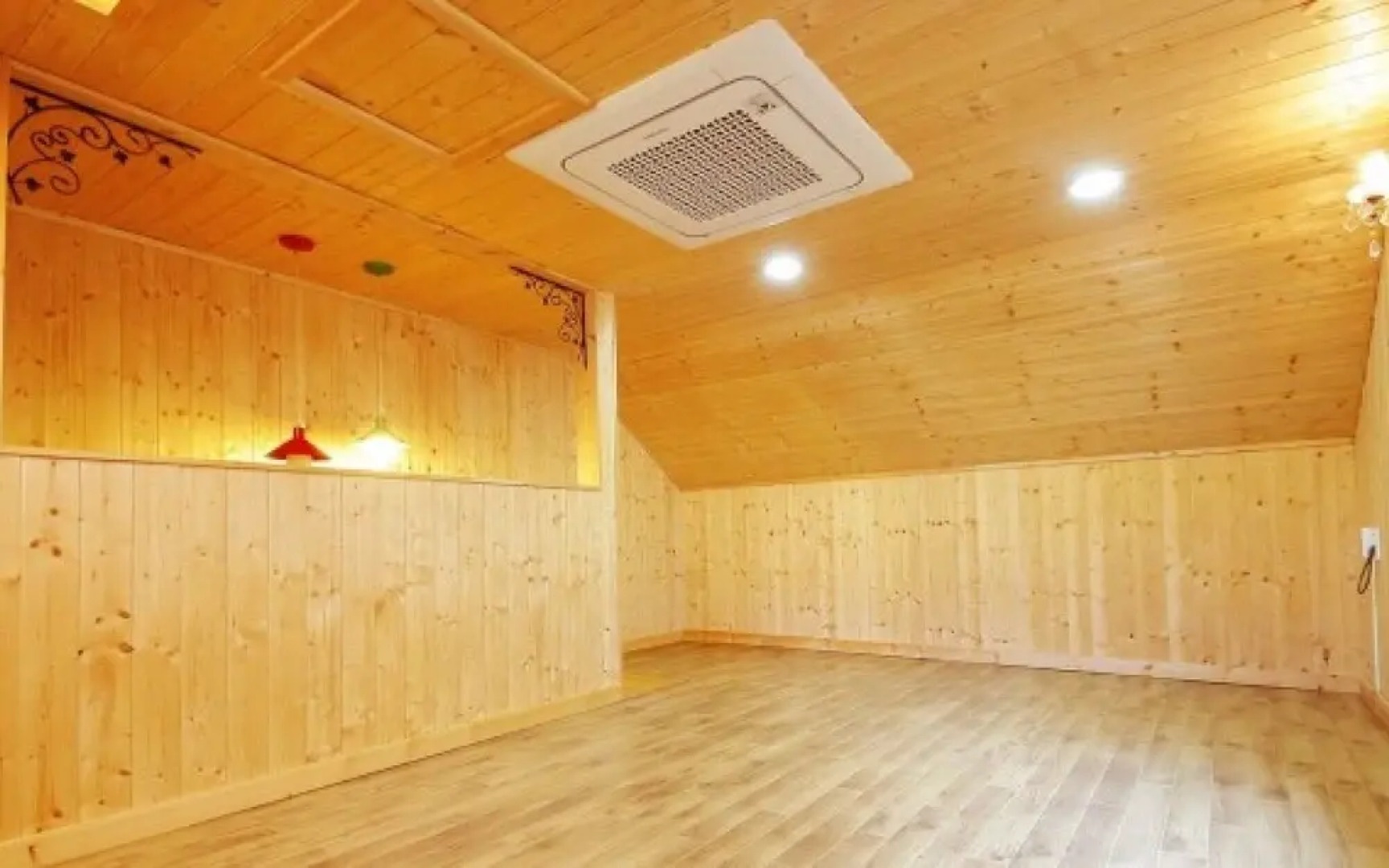 Chunwangbong Pension