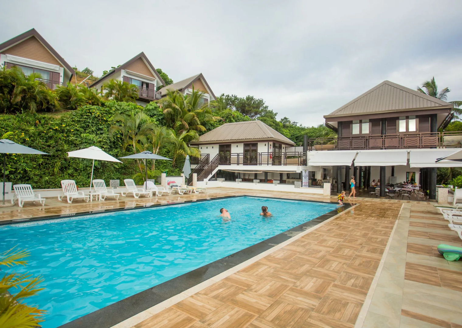 The Crow's Nest Resort