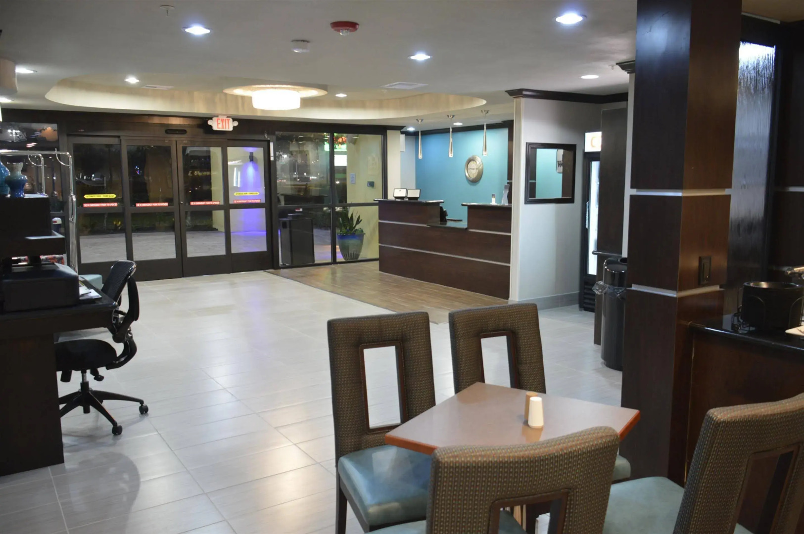 Best Western Webster Hotel, Nasa