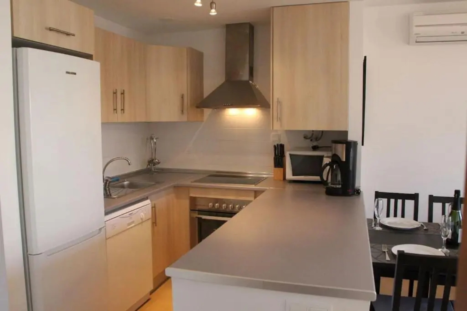 Casa Calida Jardin 13