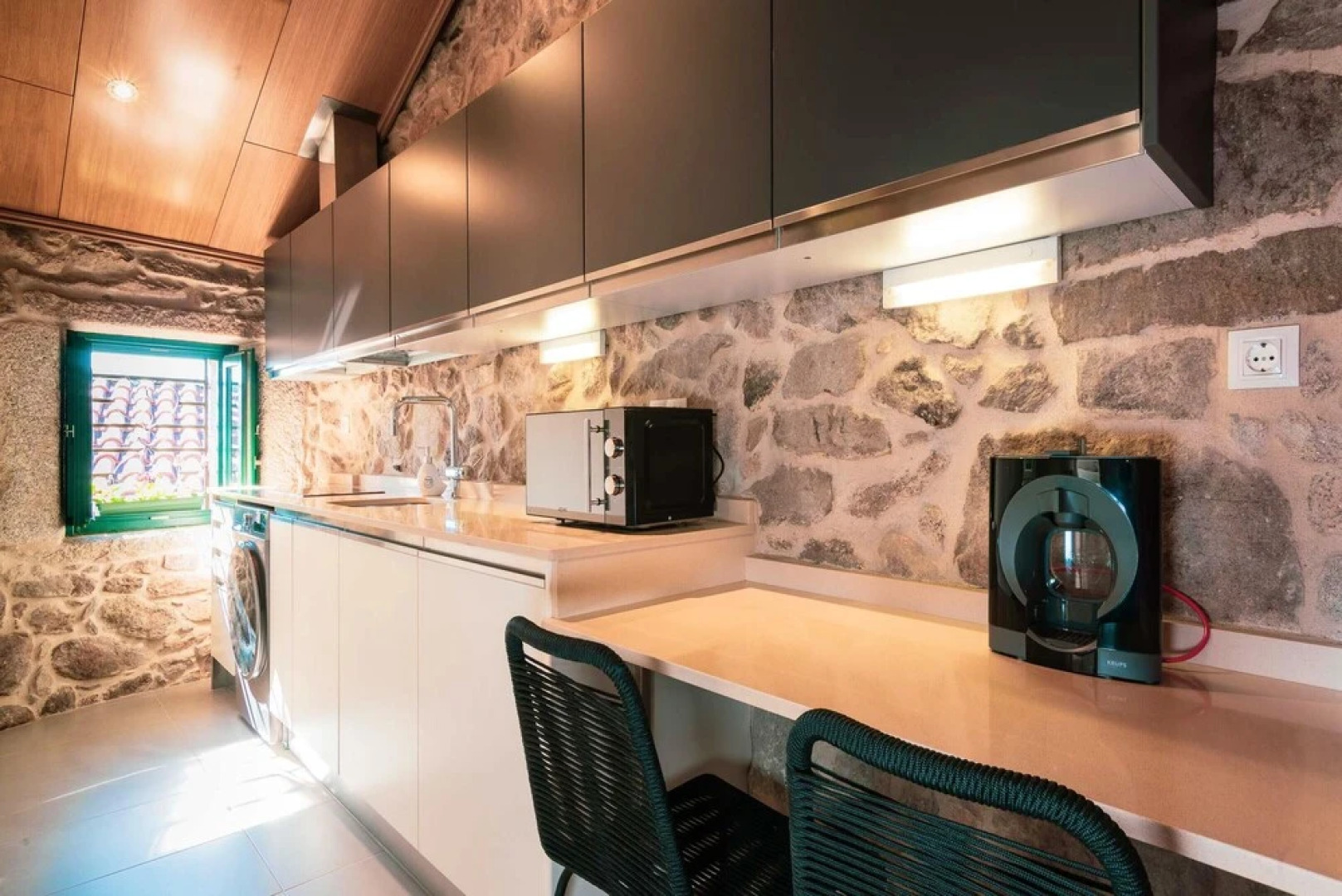 House With one Bedroom in Tui , With Terrace and Wifi Near the Beach