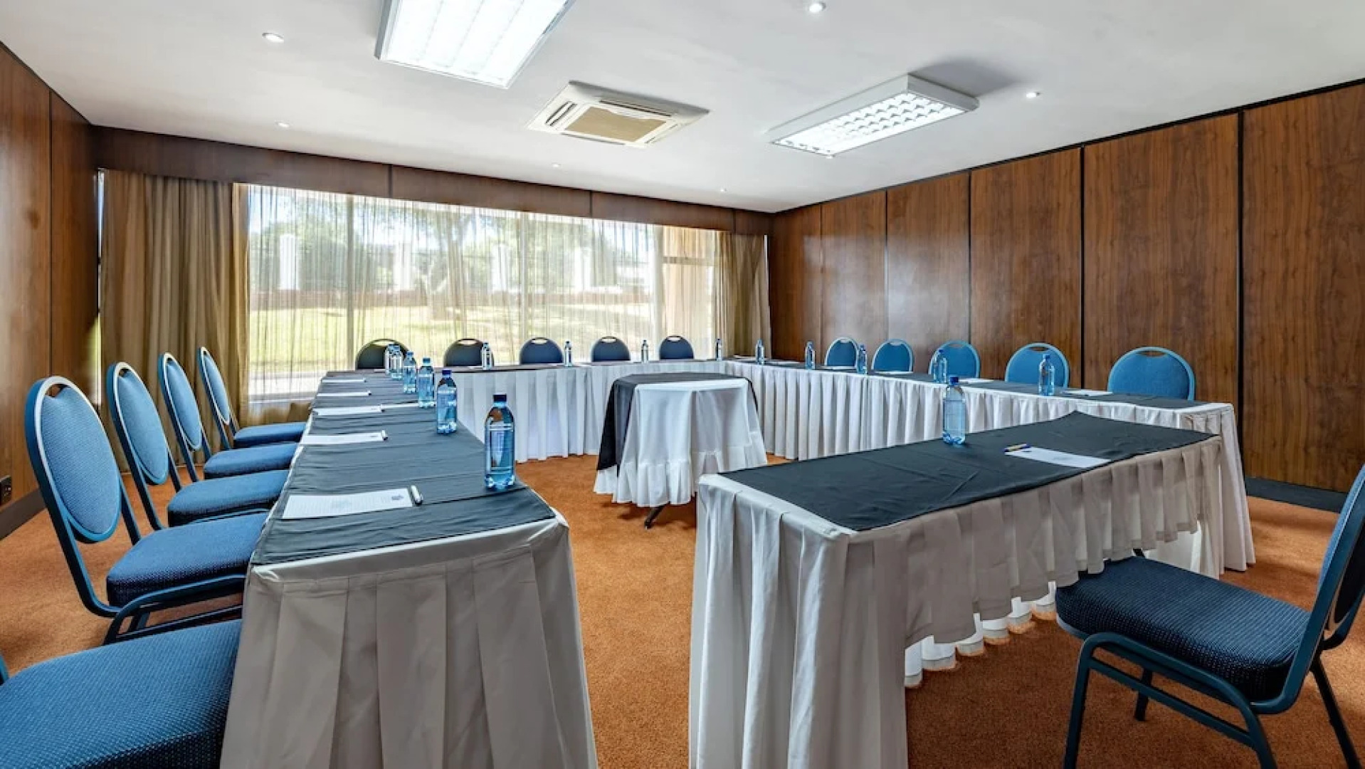 African Sky Hotels - Ermelo Inn