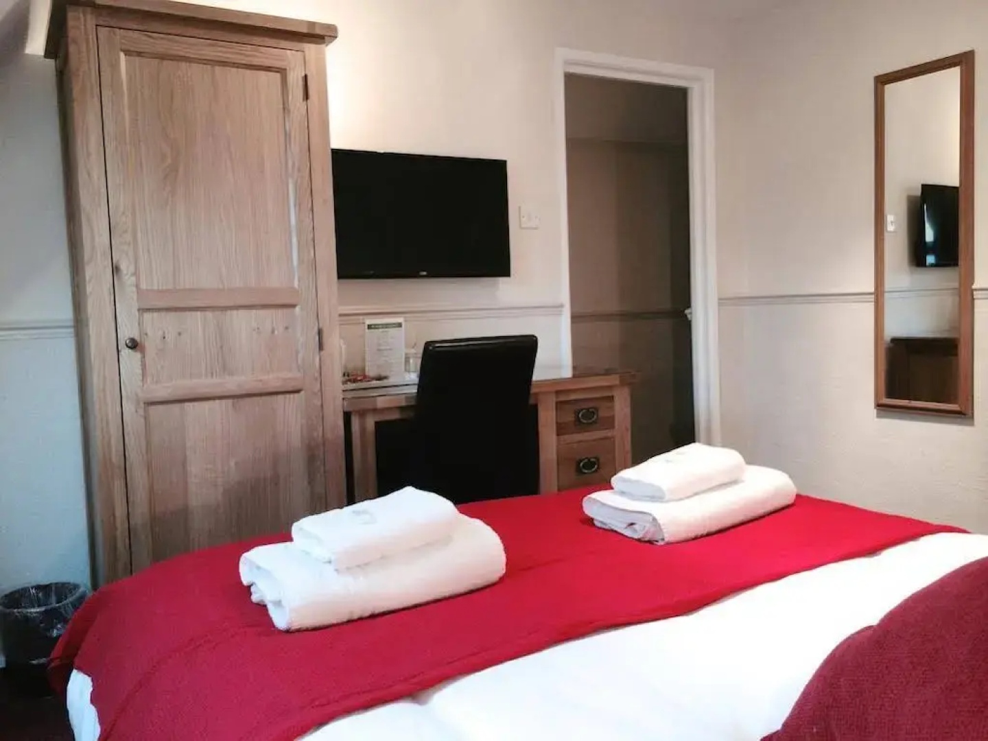 Fairlawns Guest House