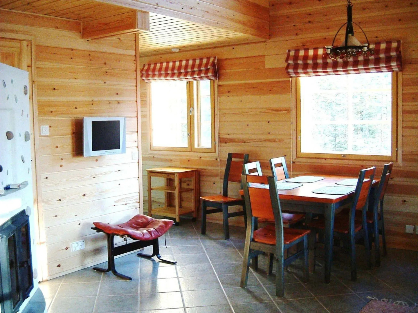 Arctic Light Apartments